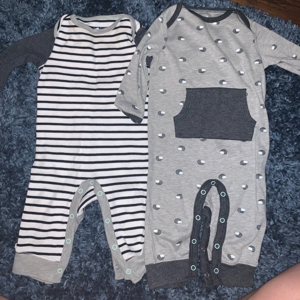 Cloud island long sleeve button jumper